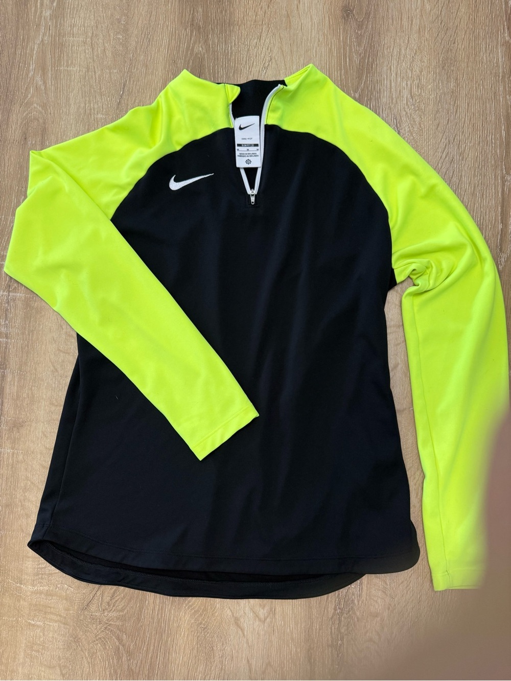 Nike Kids Long-Sleeve Half-Zip Top - Black & Neon Yellow